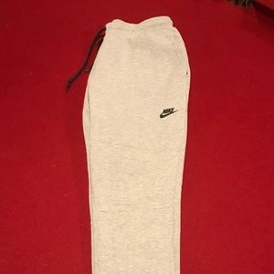 Nike joggers